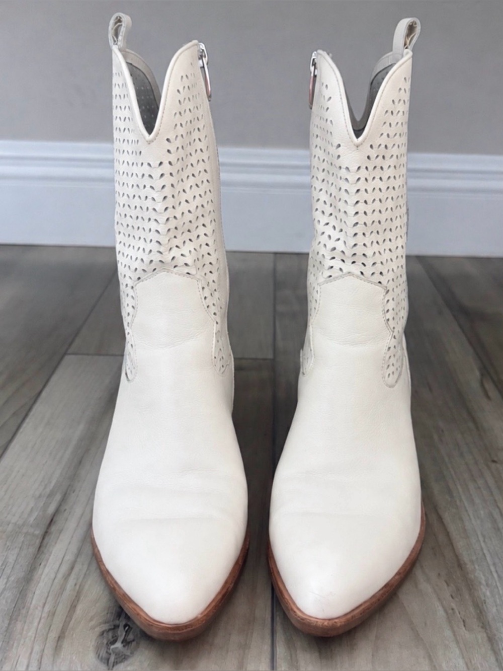 Anthropologie Silent D Cream Leather Western Boots EU 37